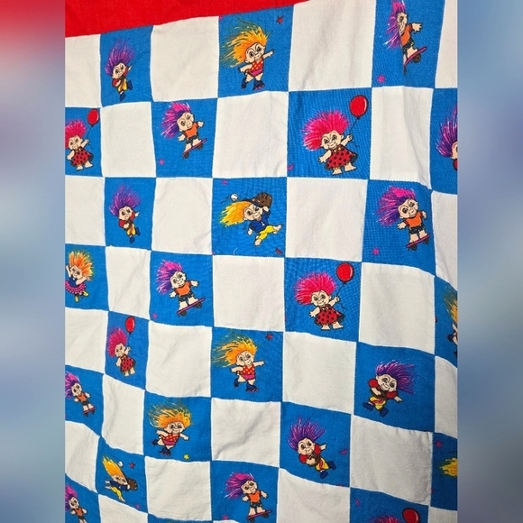 Vintage 90's Trolls Dolls Baby Infant Quilt Style Receiving Blanket - Picture 2 of 4